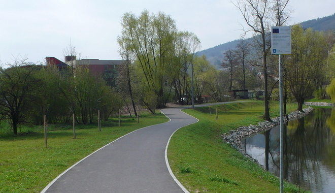 Bike and walking paths alongside Svitava river; Investment: 316 976 EUR (Source: Office of the Regional Council South-East)